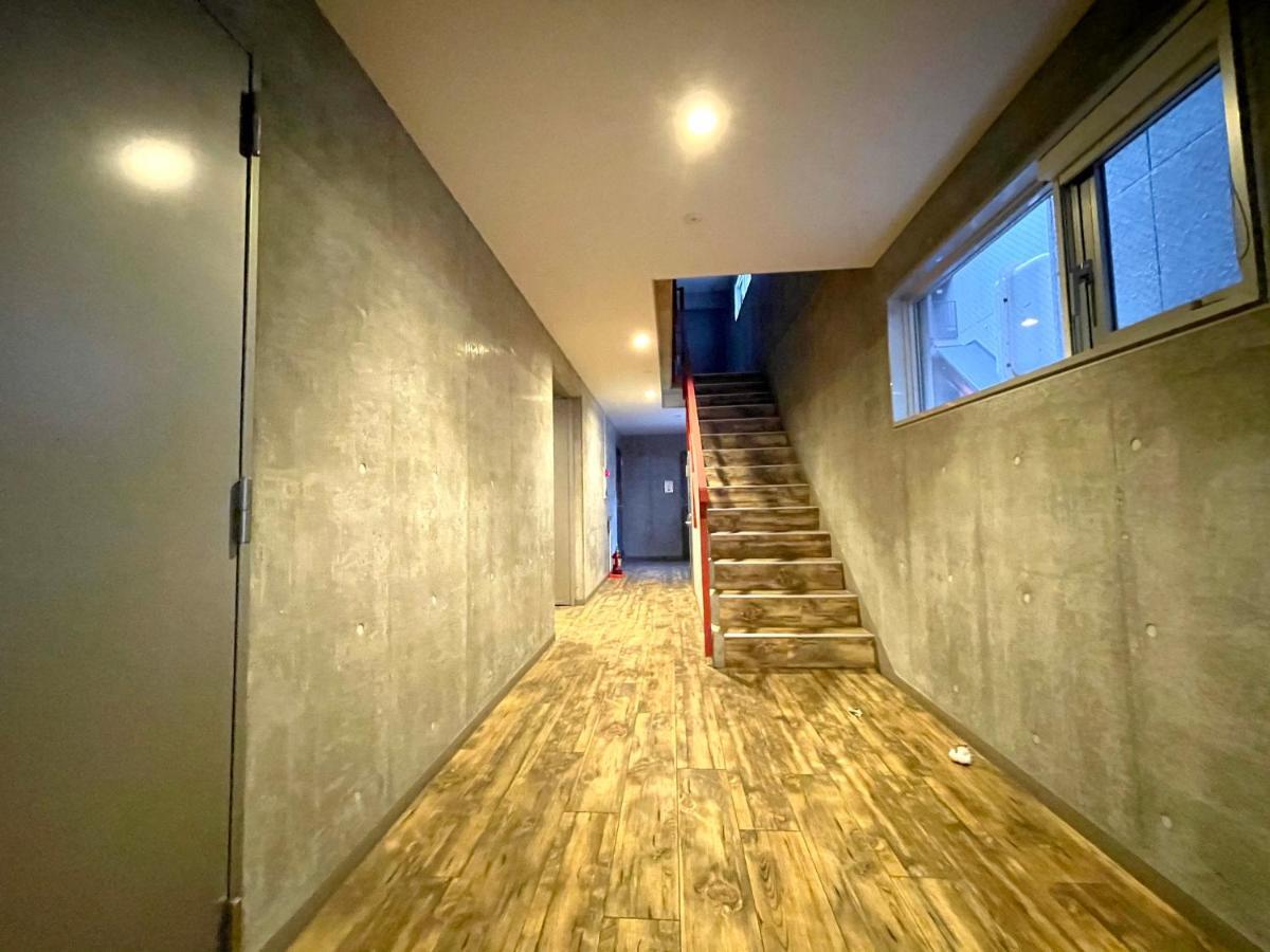 3-3札幌駅徒歩8分　美室【サービスアパートメントsapporo札幌駅西】エアコン完備 *